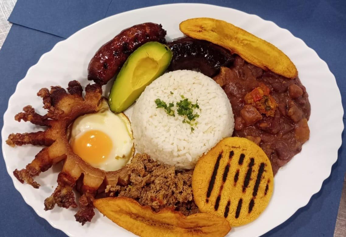 Don Jhon Restaurante Latino Photos 2